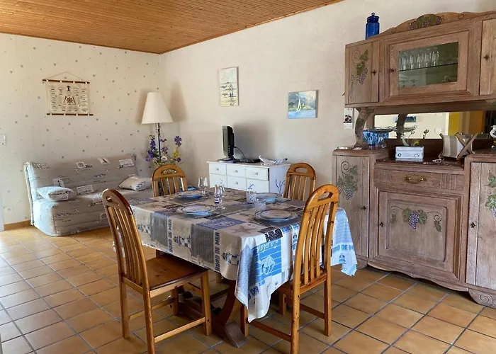 Vakantiehuis Maison De Cosy A 800m De La Avec Cour Privative Et Acces Wifi - Fr-1-231-161